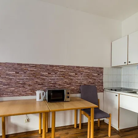 Apartmenthaus In Chemnitz Fuer Monteure Exterior photo
