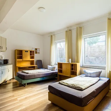 Apartmenthaus In Chemnitz Fuer Monteure Exterior photo