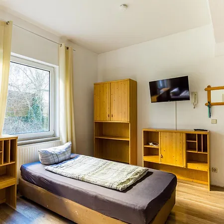 Apartmenthaus In Chemnitz Fuer Monteure Exterior photo