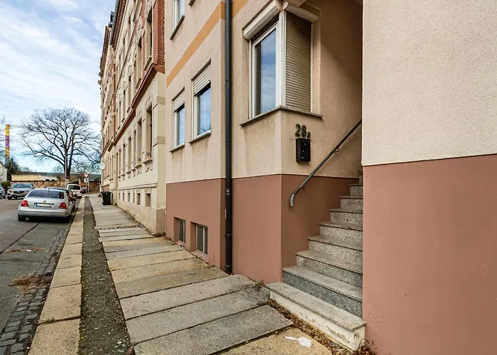 Apartmenthaus In Chemnitz Fuer Monteure