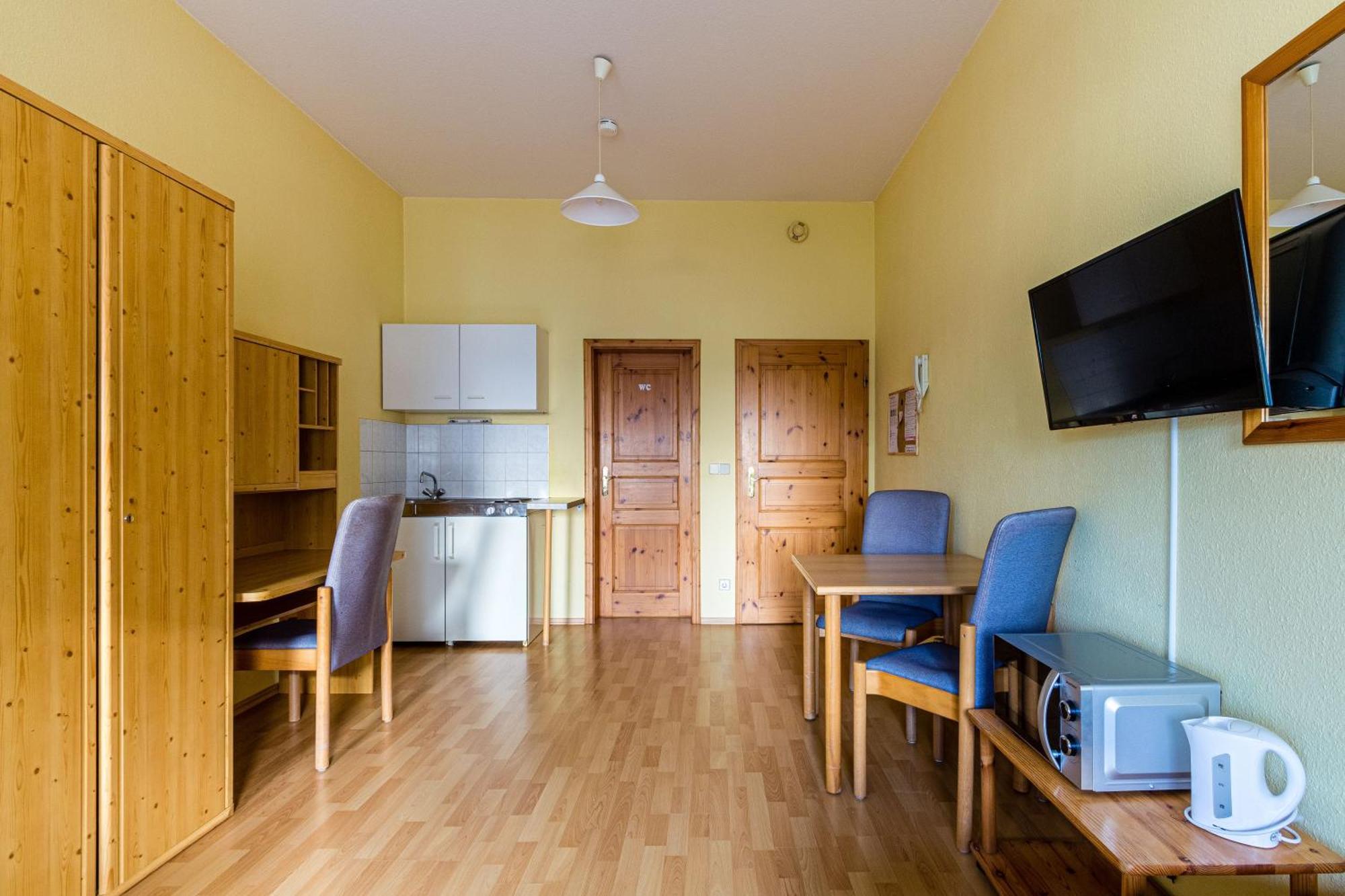 Apartment Apartmenthaus In Fuer Monteure Chemnitz